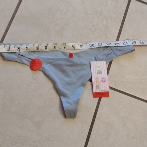 NWT Lot of 2 SPANX underwear hipster and thong in gloss pink Ice Blue size S - Picture 5 of 12
